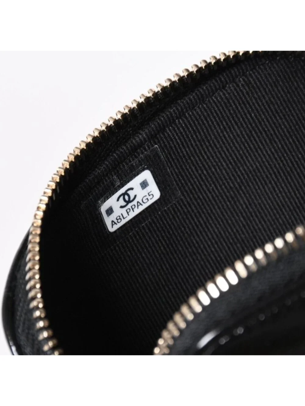 Chanel Chain Shoulder Shiny Patent Leather Quilted CC Logo Phone Case